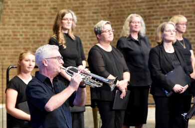 Ein voll klingender Harmonie