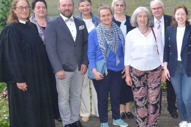 Staffelstab f&uuml;r Neuanfang &uuml;bergeben