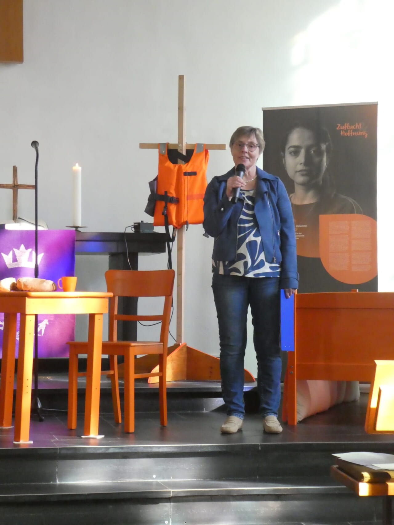 Elisabeth Patzsch koordiniert beim Kirchenkreis die Flüchtlingshilfe und hat die Ausstellung auf allen Stationen begleitet.