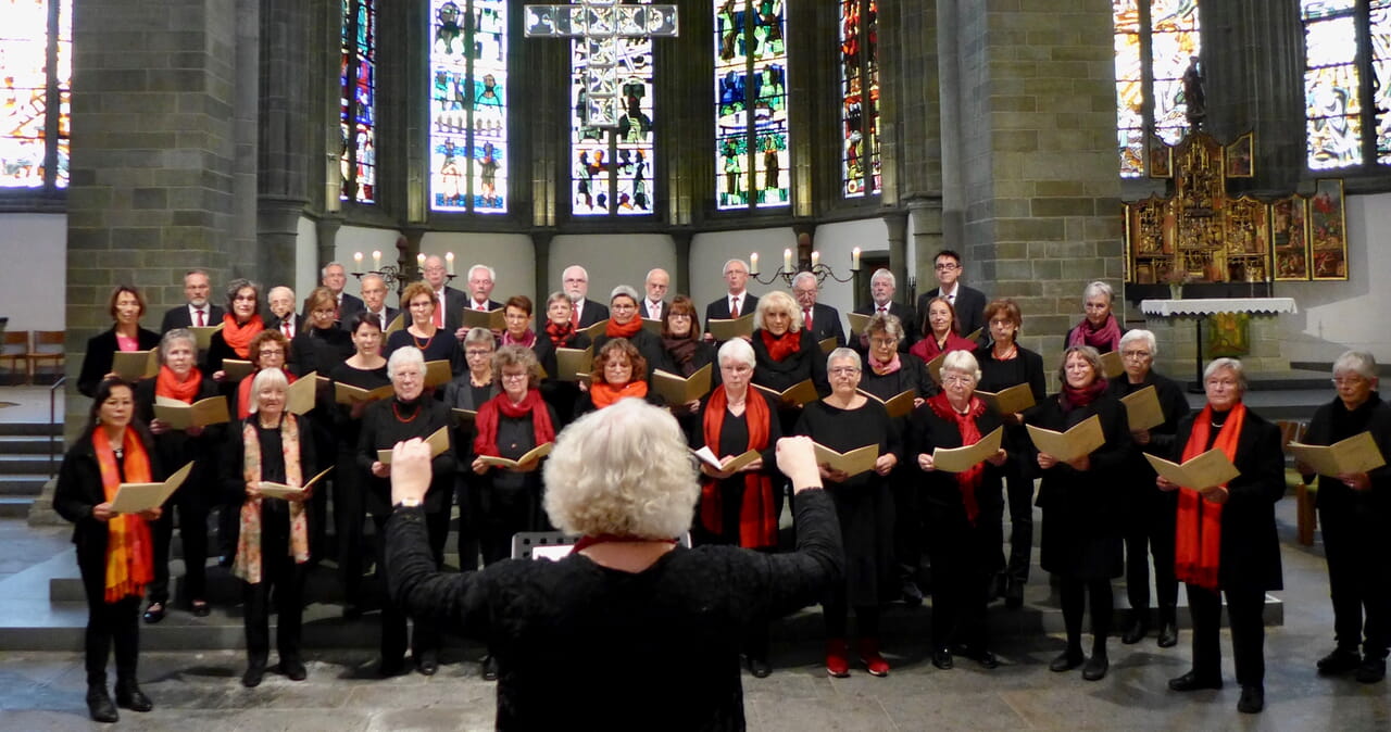Die Kantorei an St. Petri bereitet sich auf ein feierliches Mozartkonzert vor, das im Juli zur Aufführung kommt.